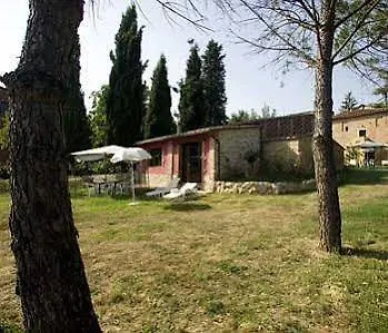 Casa de Campo La Grotta Di Montecchino *
